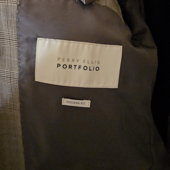 Perry Ellis Portfolio Modern Fit Jacket - Picture 3 of 4